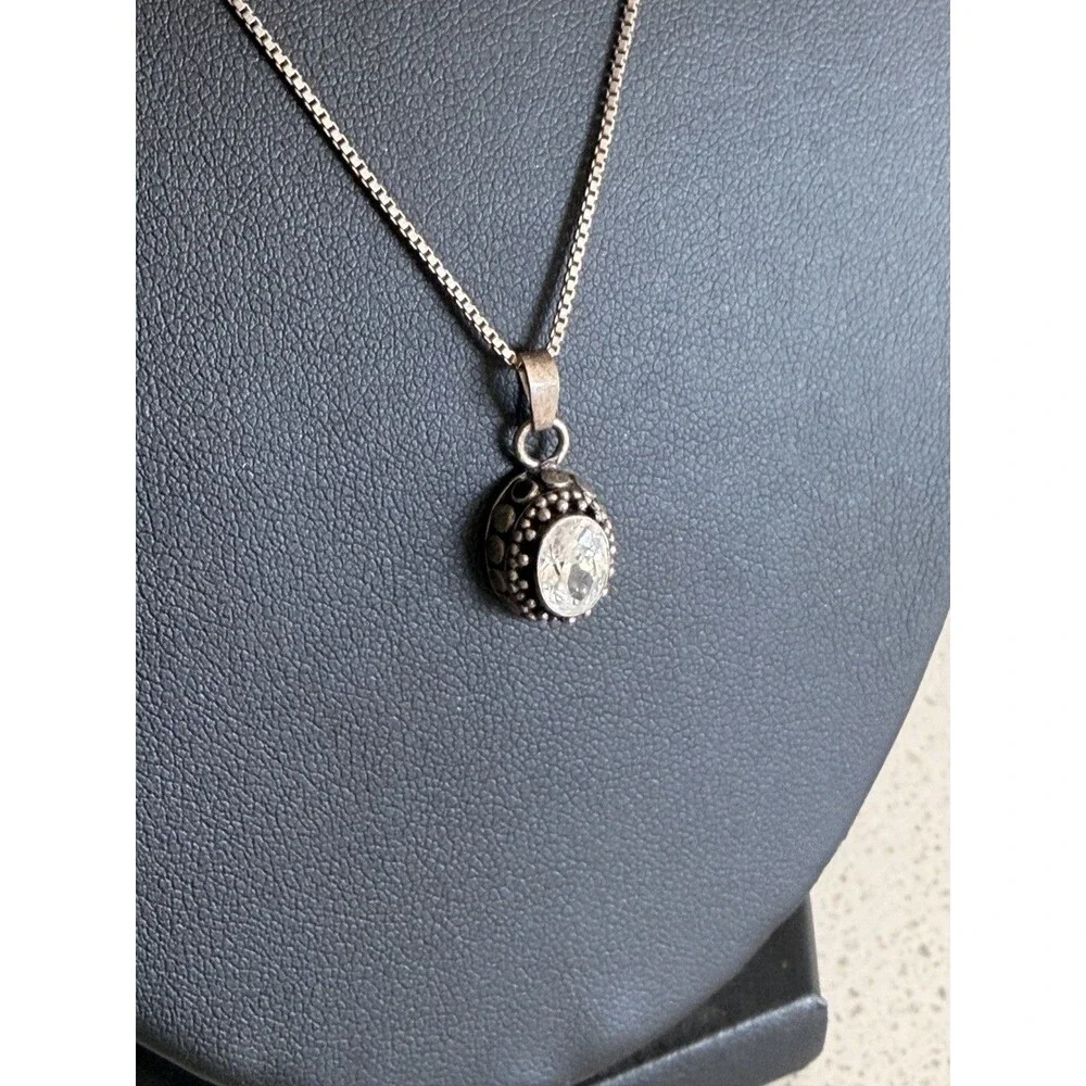 925 Sterling Silver Oval Clear Gemstone Pendant Necklace Vintage boho native
